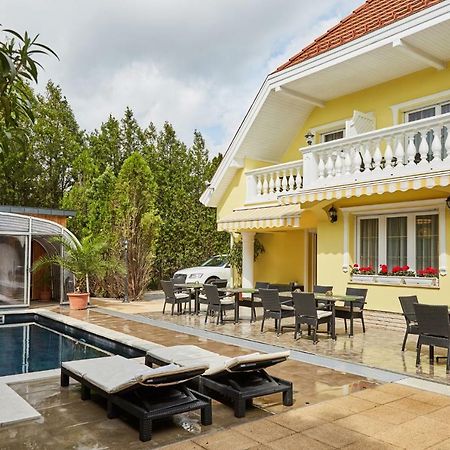 Gold House Pension Балатонфюред Екстер'єр фото